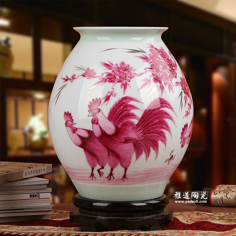夏國安手繪鞏紅三公圖花瓶