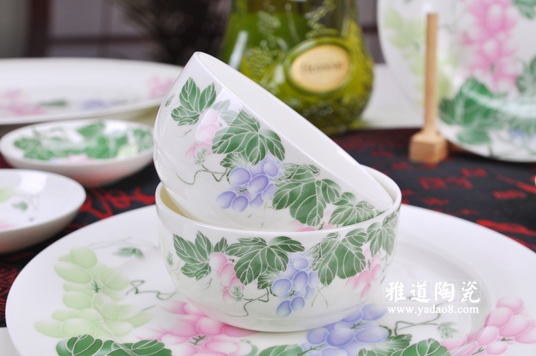 景德鎮骨質瓷餐具套裝多姿多彩-碗