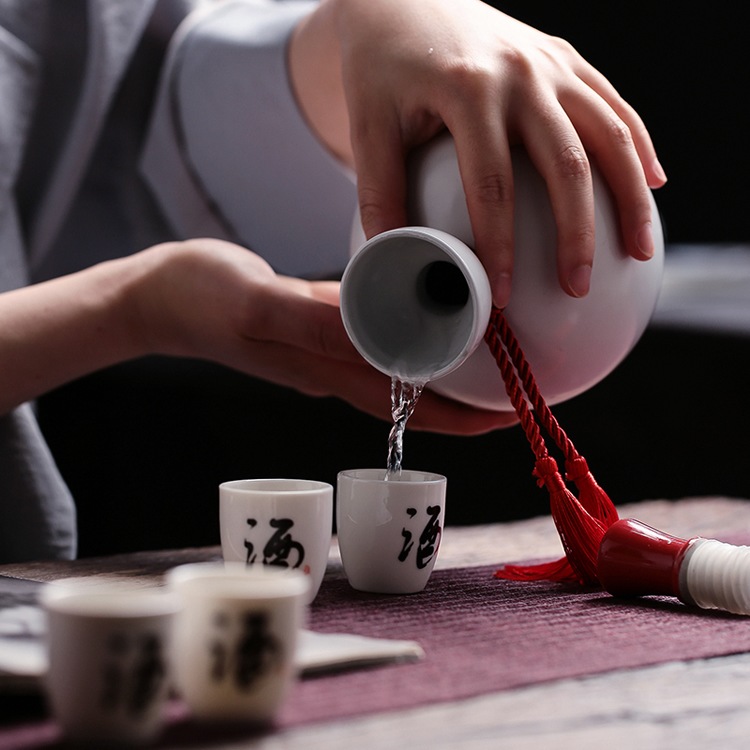 景德鎮1斤裝陶瓷小酒瓶