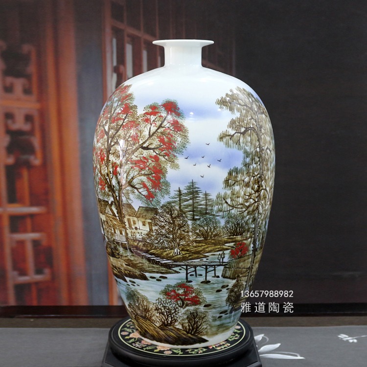 景德鎮手繪高檔陶瓷花瓶（湖光山色）