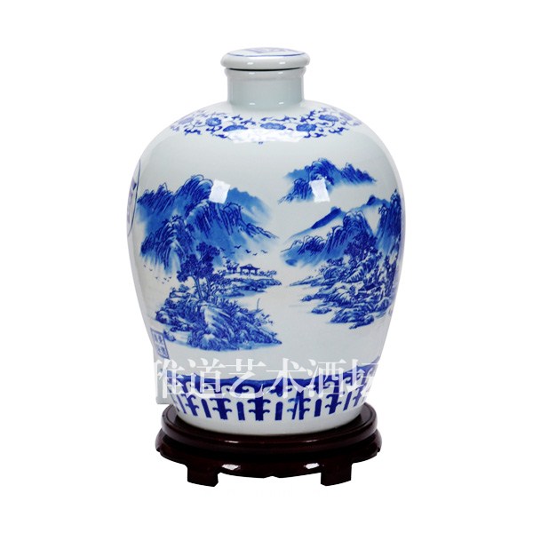 陶瓷酒壇山水繪畫意境創作(圖1) 青花山水陶瓷酒壇