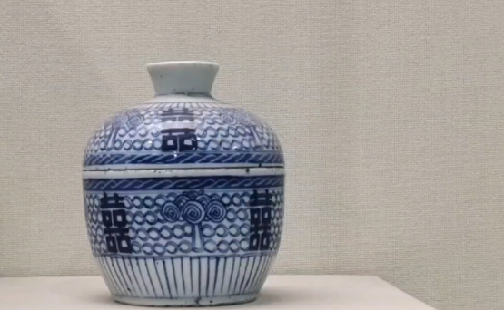 清代民窯青花喜字罐瓷器鑒賞，不同時期器形有何區別(圖4)