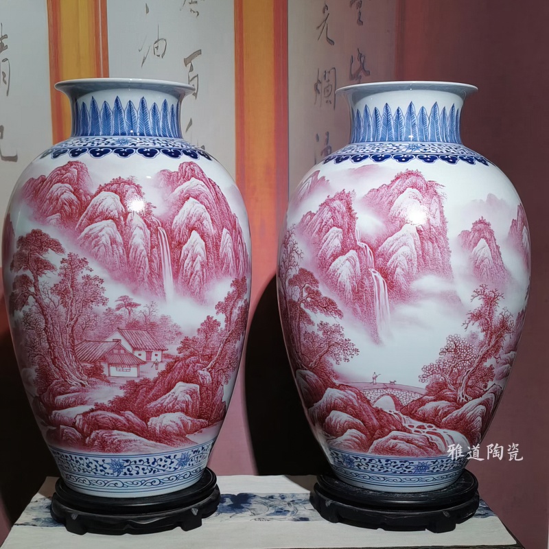 一對瓷器的釉面發色為什么不一樣？(圖1)